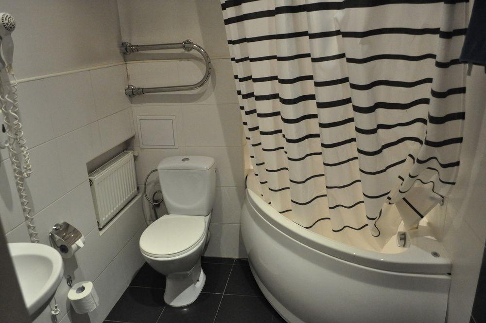 Albatross Hotell 3*
